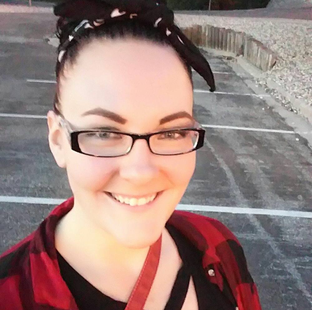 Meet your Posher, Elizabeth